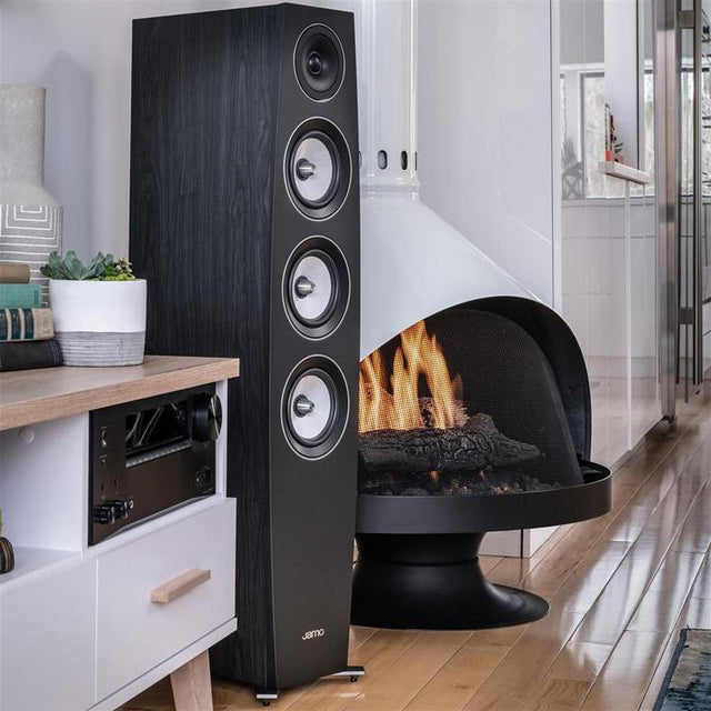 Floor-standing speakers  - Joe Audio