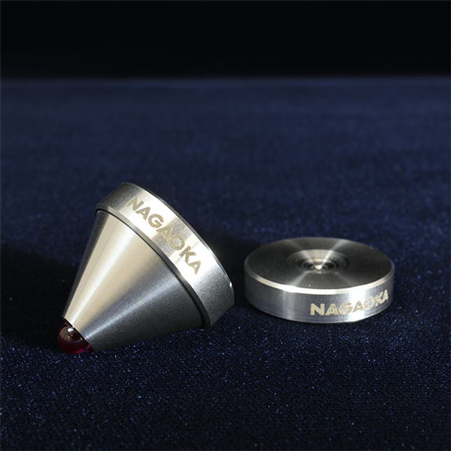 Nagaoka Stainless Steel & Ruby Insulation Feet - Set of 4