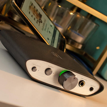 iFi ZEN DAC V2 & iSilencer+- Desktop Digital Analog Converter