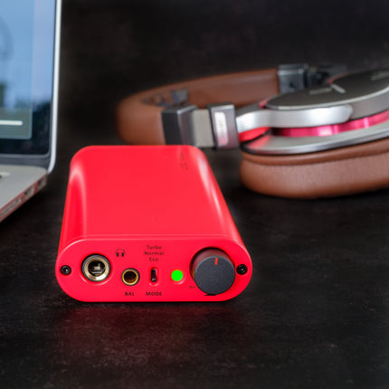 iFi Micro IDSD Diablo Portable DAC / Headphone Amplifier